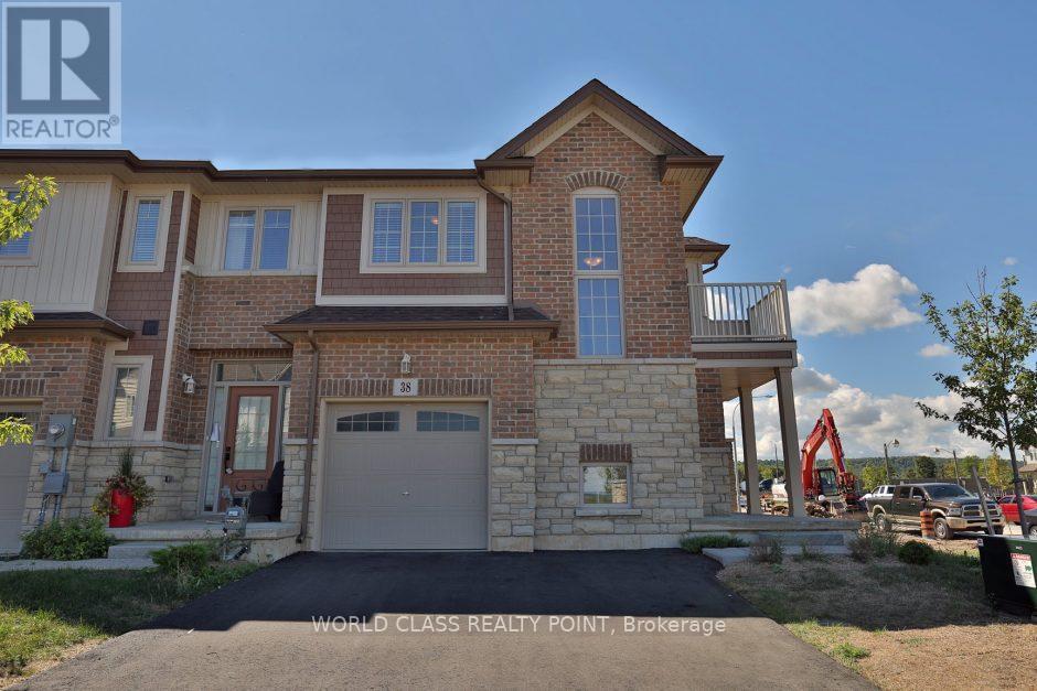 38 - 7 Lakelawn Road, Grimsby, Ontario  L3M 0E9 - Photo 1 - X12799812