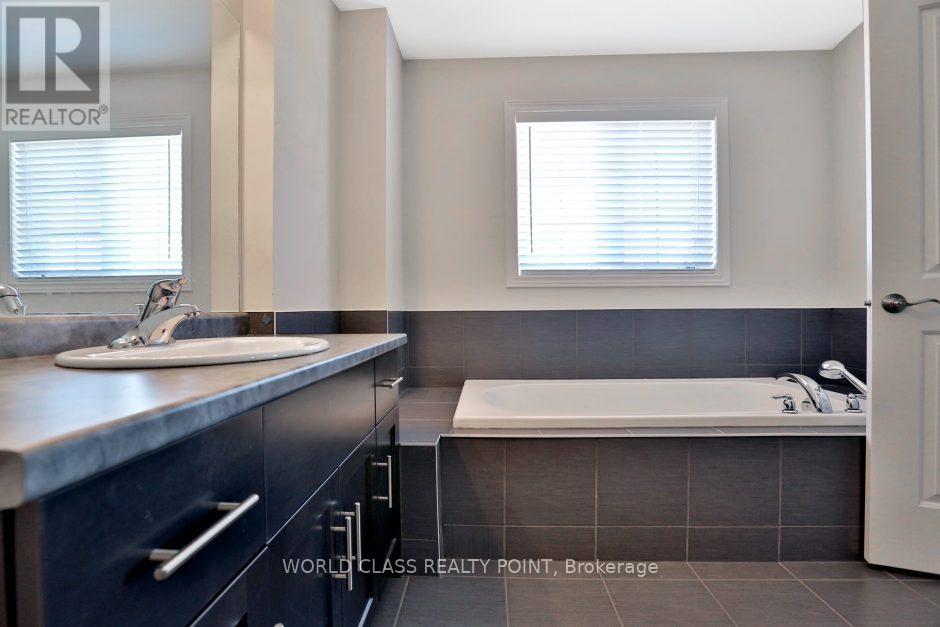 38 - 7 Lakelawn Road, Grimsby, Ontario  L3M 0E9 - Photo 18 - X12799812