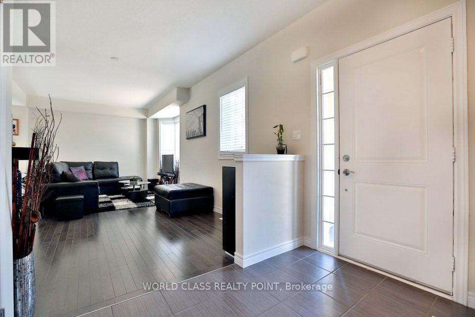 38 - 7 Lakelawn Road, Grimsby, Ontario  L3M 0E9 - Photo 4 - X12799812