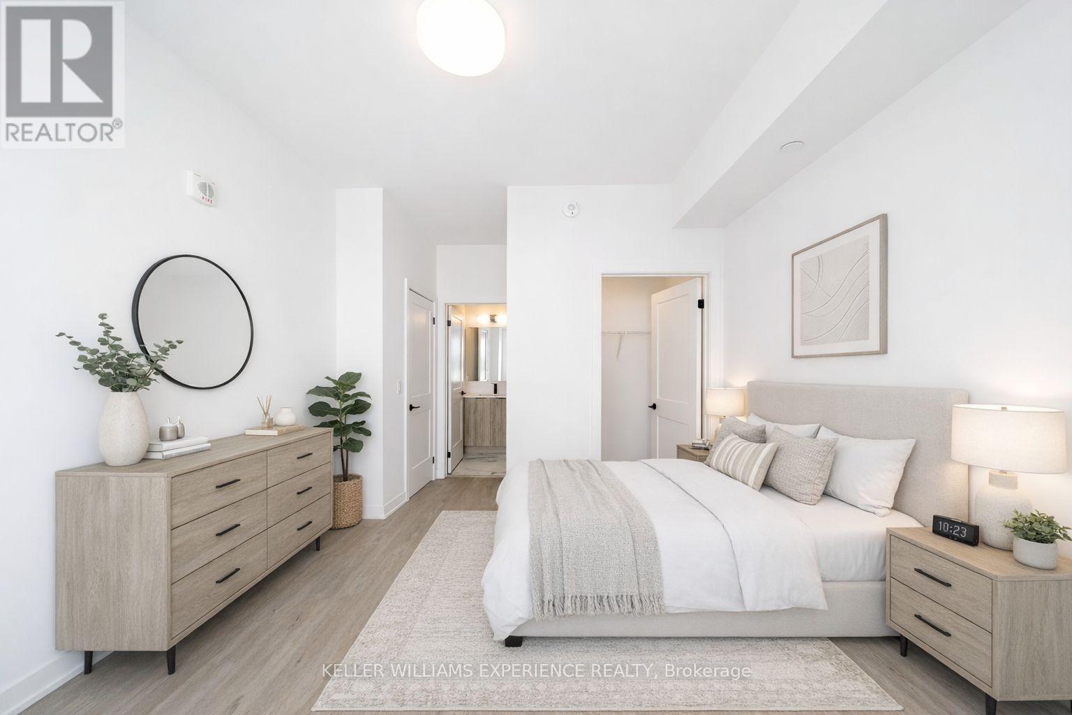 206 - 56 Lakeside Terrace, Barrie (Little Lake), Ontario  L4M 0L4 - Photo 16 - S12798390