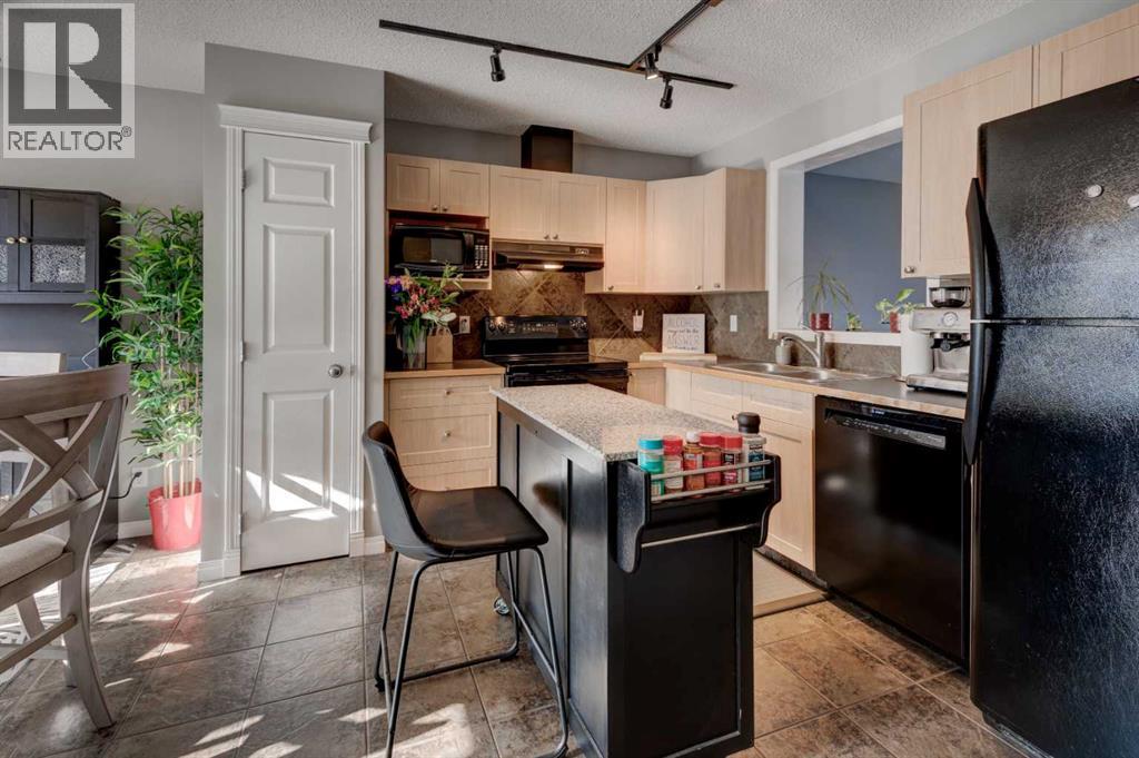 219 Copperfield Lane Se, Calgary, Alberta  T2Z 4T2 - Photo 8 - A2277028