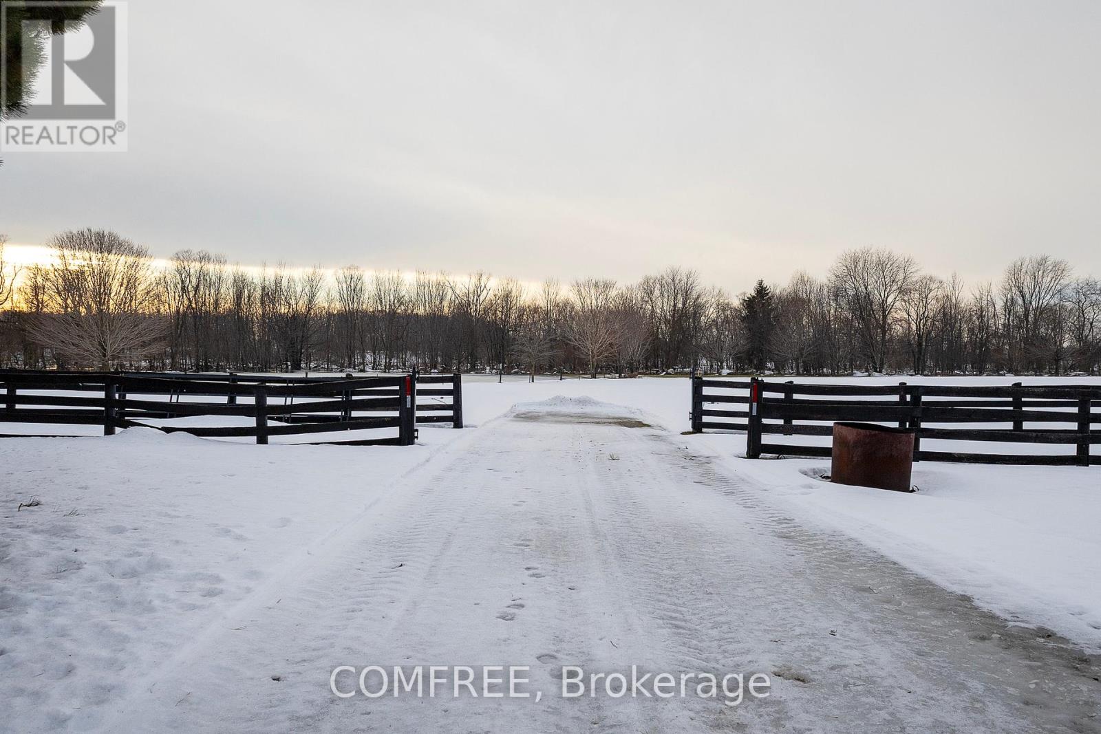 70353 Ausable Line, South Huron, Ontario  N0M 1S4 - Photo 37 - X12799904