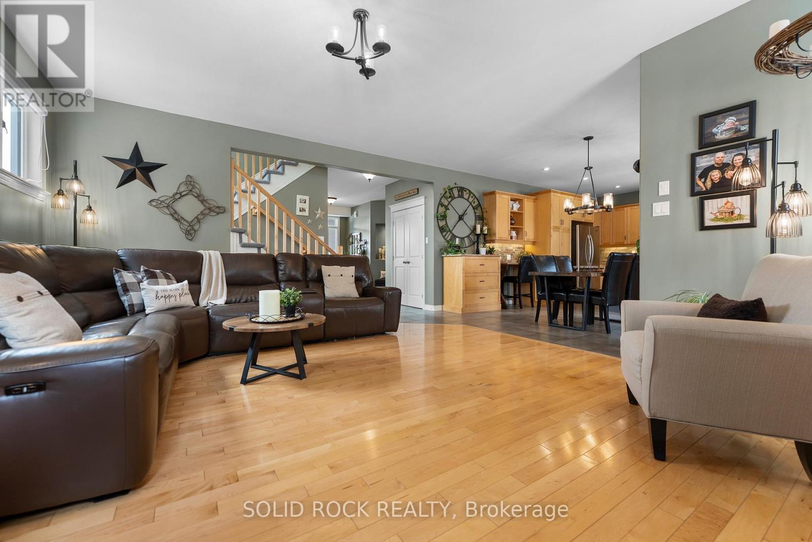 182 Arthur Street, Arnprior, Ontario  K7S 1A4 - Photo 11 - X12799918