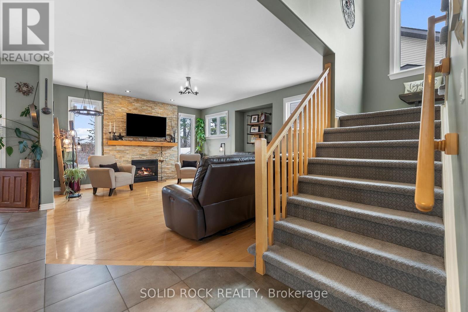 182 Arthur Street, Arnprior, Ontario  K7S 1A4 - Photo 9 - X12799918