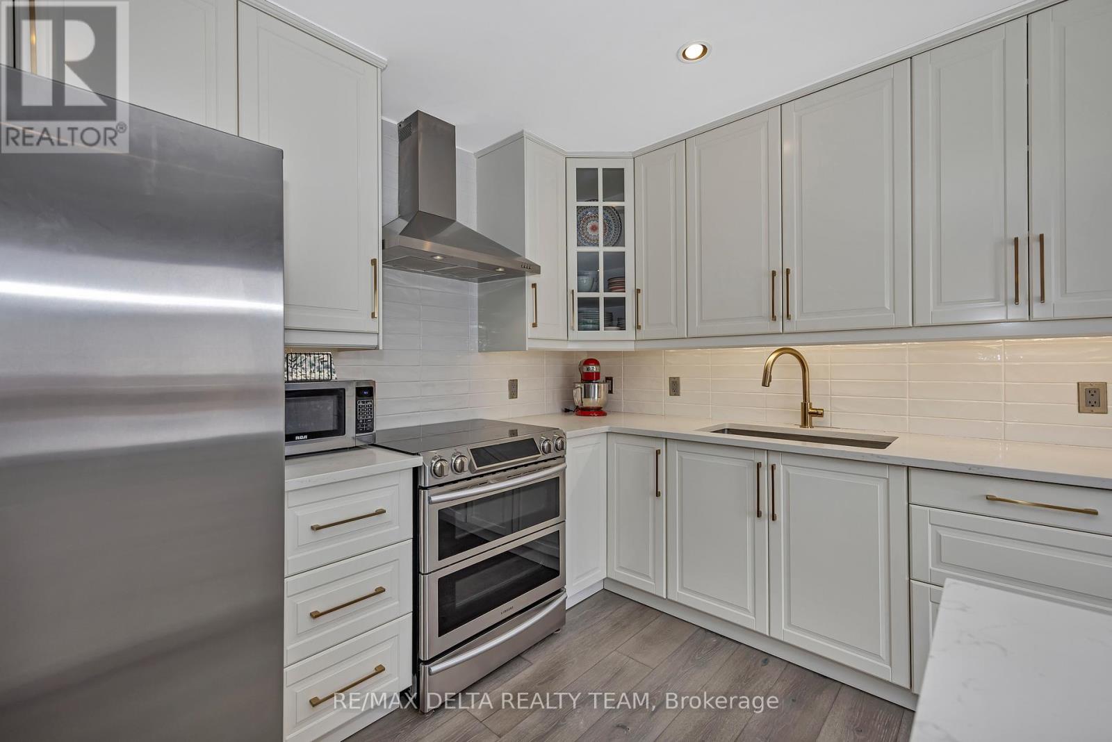 39 Sunvale Way, Ottawa, Ontario  K2G 6Y1 - Photo 11 - X12799934