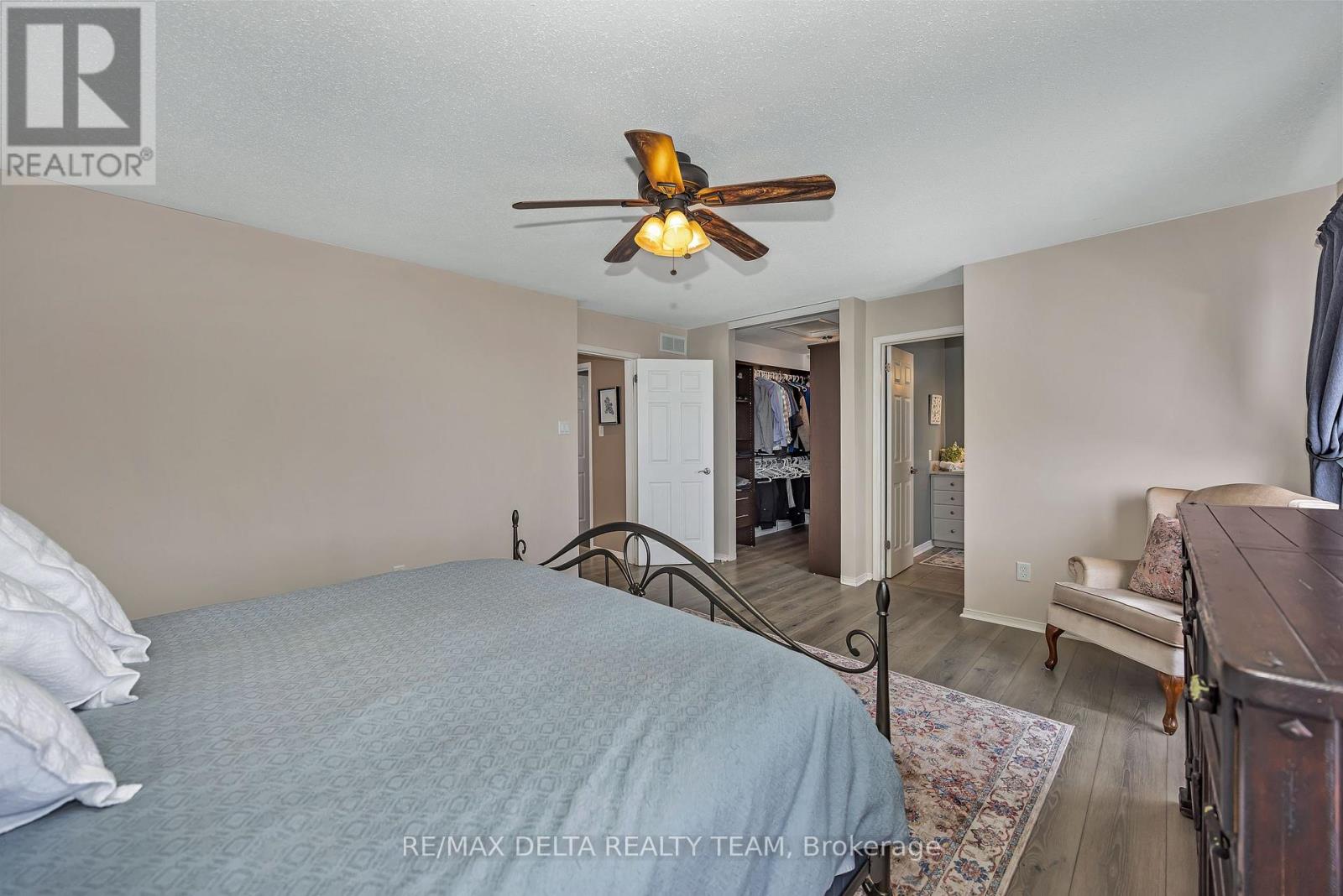 39 Sunvale Way, Ottawa, Ontario  K2G 6Y1 - Photo 19 - X12799934