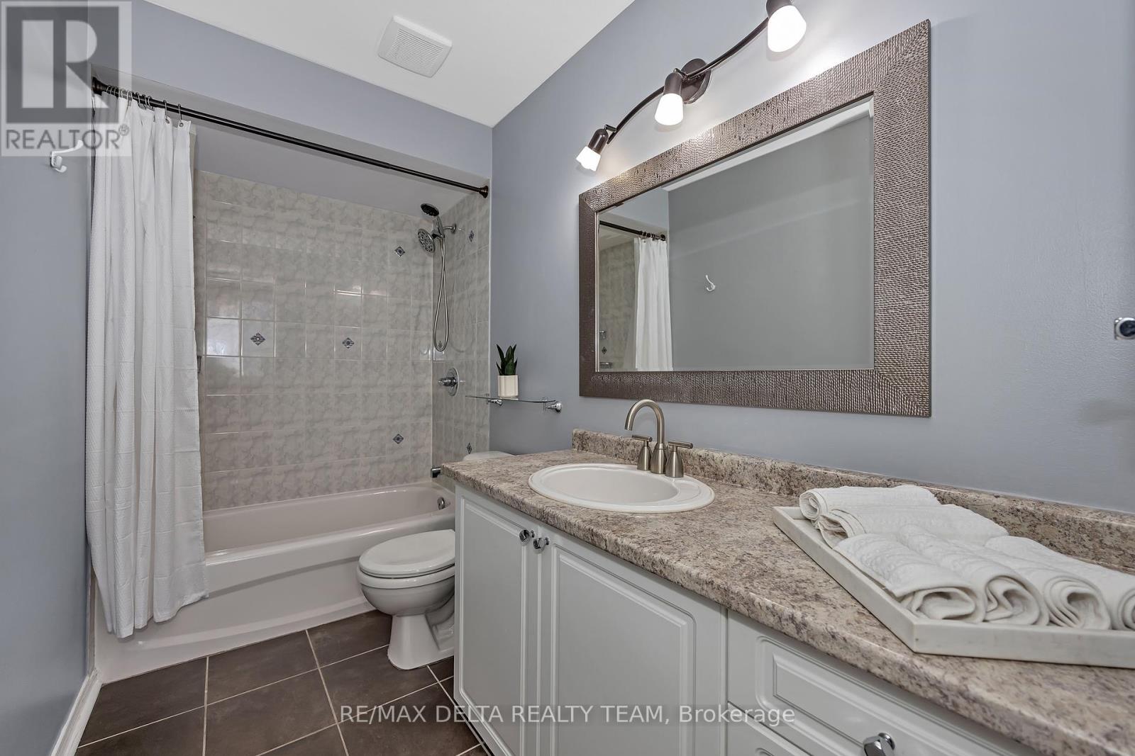 39 Sunvale Way, Ottawa, Ontario  K2G 6Y1 - Photo 27 - X12799934