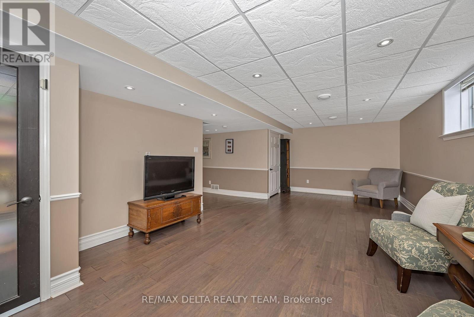 39 Sunvale Way, Ottawa, Ontario  K2G 6Y1 - Photo 31 - X12799934