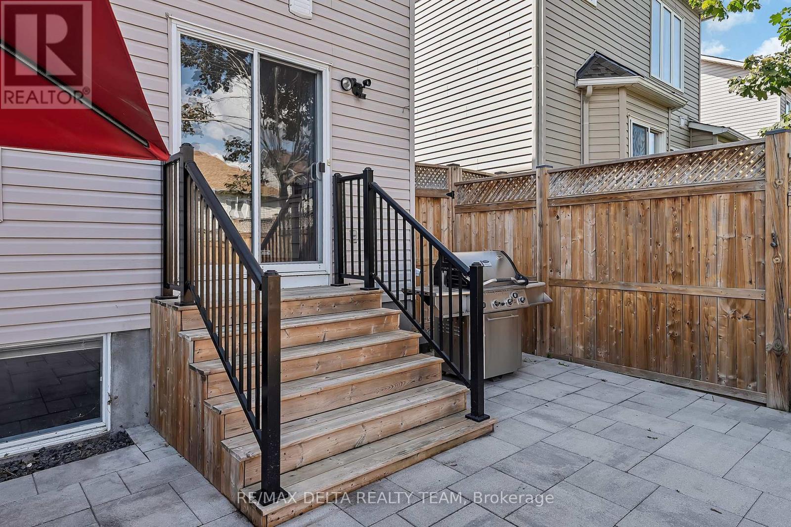 39 Sunvale Way, Ottawa, Ontario  K2G 6Y1 - Photo 37 - X12799934