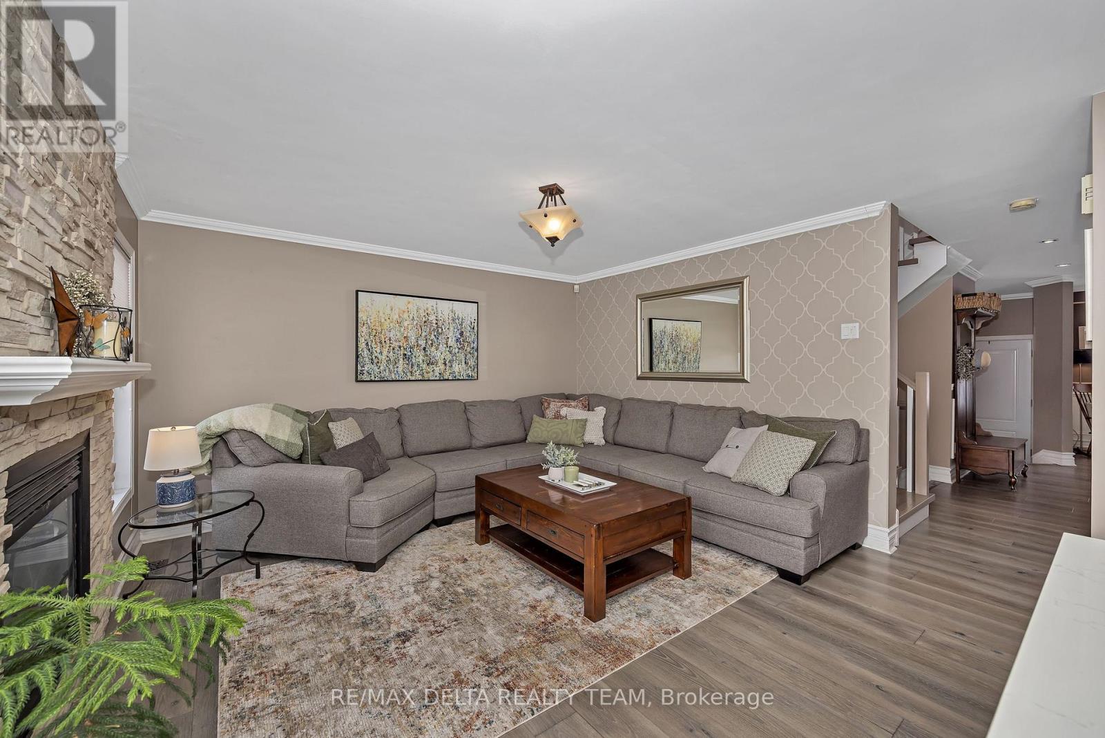 39 Sunvale Way, Ottawa, Ontario  K2G 6Y1 - Photo 4 - X12799934