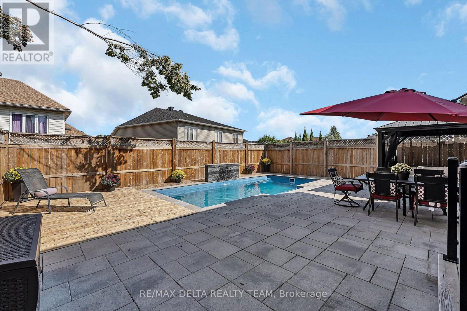 39 Sunvale Way, Ottawa, Ontario  K2G 6Y1 - Photo 40 - X12799934