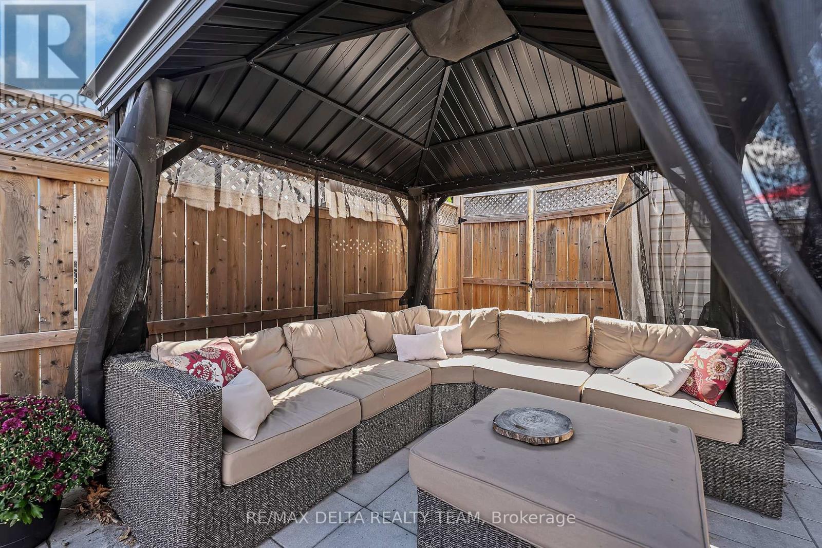 39 Sunvale Way, Ottawa, Ontario  K2G 6Y1 - Photo 43 - X12799934