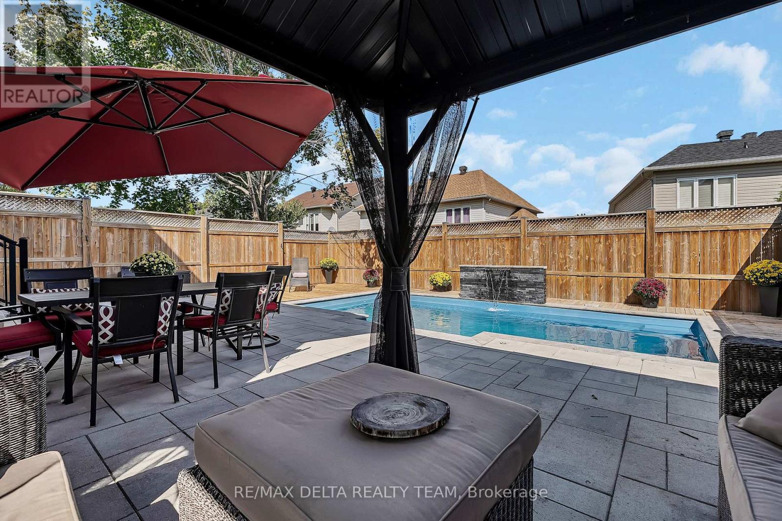 39 Sunvale Way, Ottawa, Ontario  K2G 6Y1 - Photo 44 - X12799934