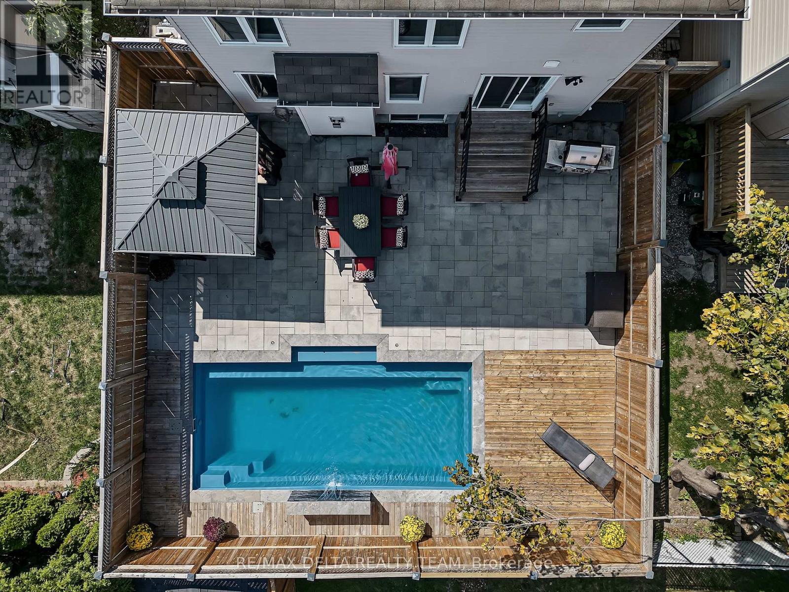 39 Sunvale Way, Ottawa, Ontario  K2G 6Y1 - Photo 45 - X12799934