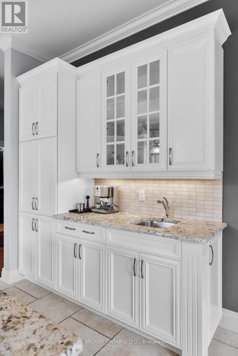 525 Tullamore Street, Ottawa, Ontario  K1X 0A2 - Photo 15 - X12799976