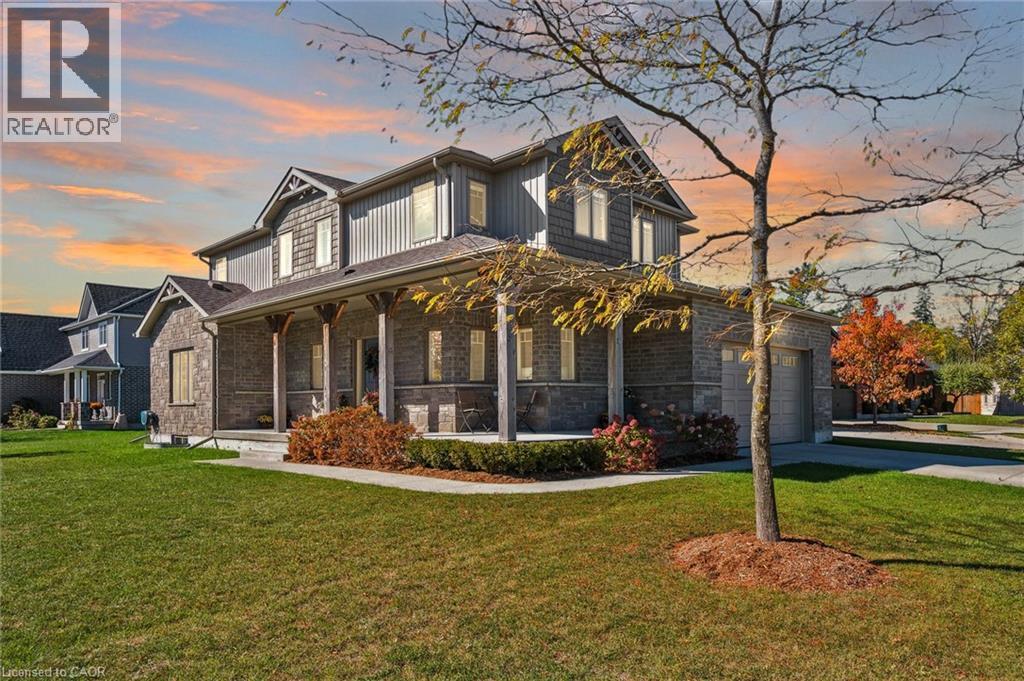 8 GRIFFITH Court, Listowel, Ontario