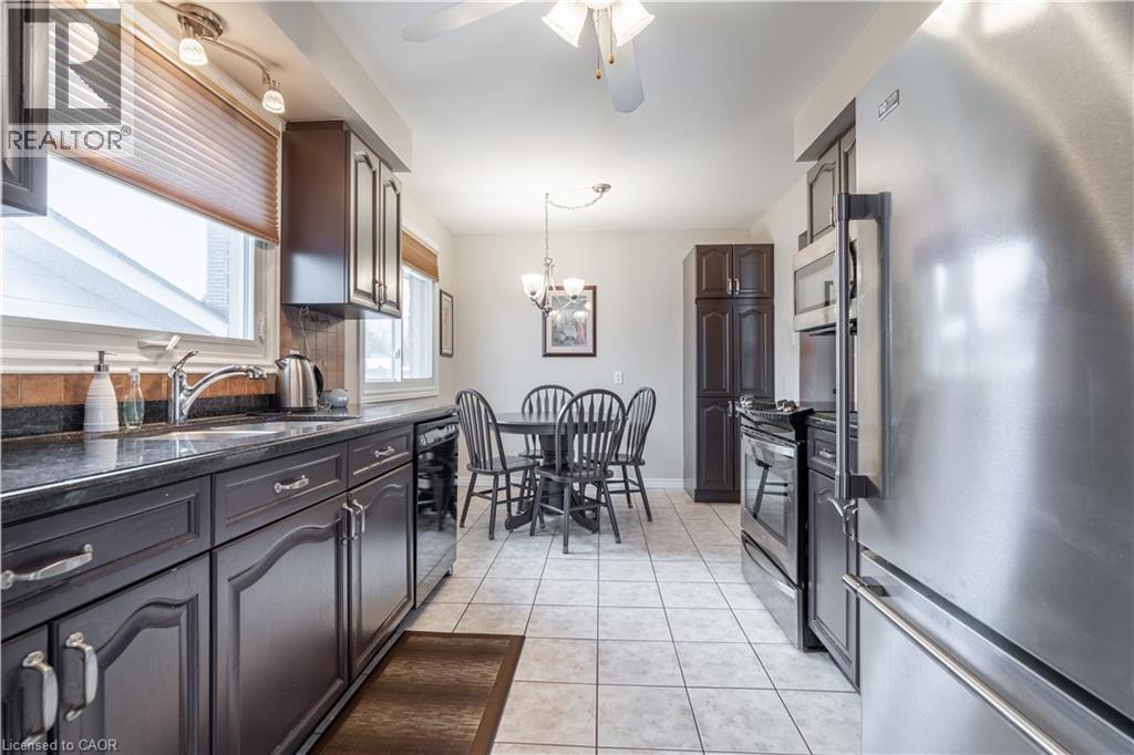 19 Valery Court, Hamilton, Ontario  L9C 2W2 - Photo 17 - 40806113