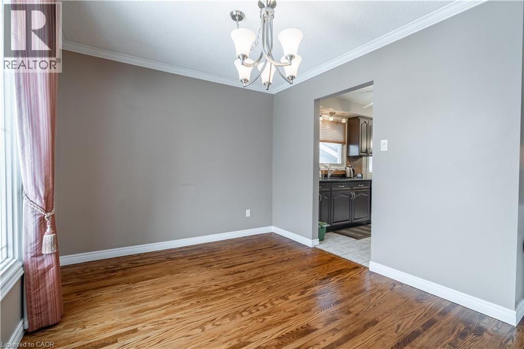 19 Valery Court, Hamilton, Ontario  L9C 2W2 - Photo 14 - 40806113