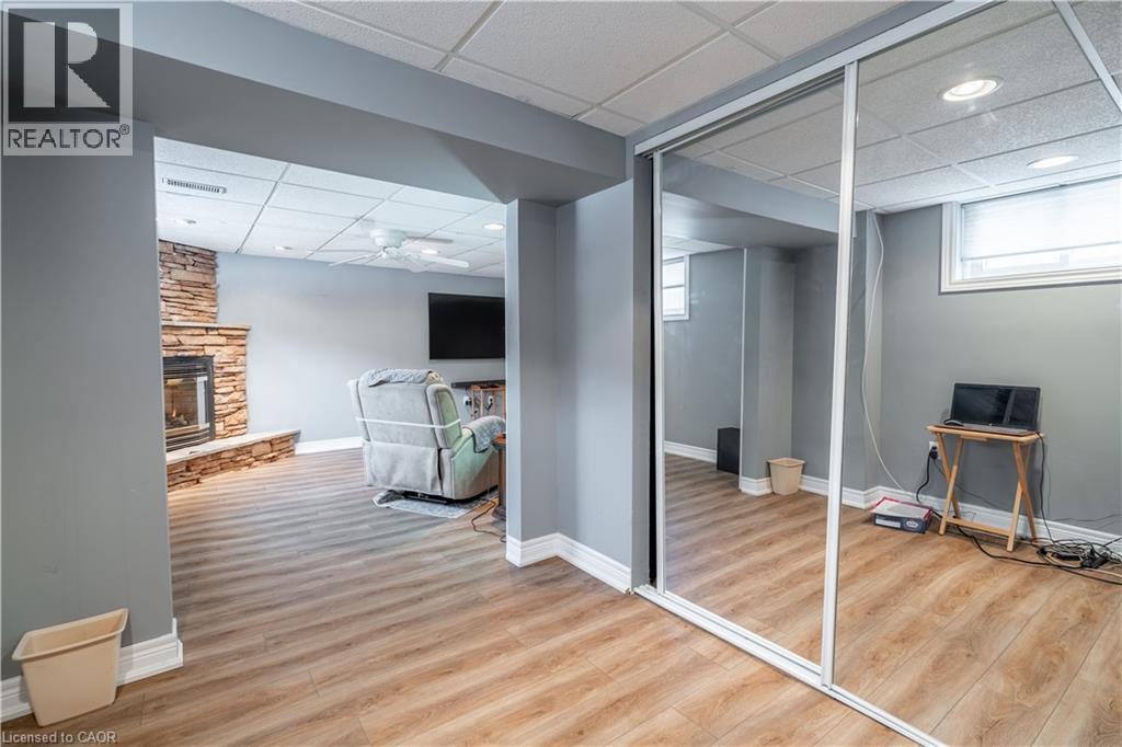 19 Valery Court, Hamilton, Ontario  L9C 2W2 - Photo 36 - 40806113