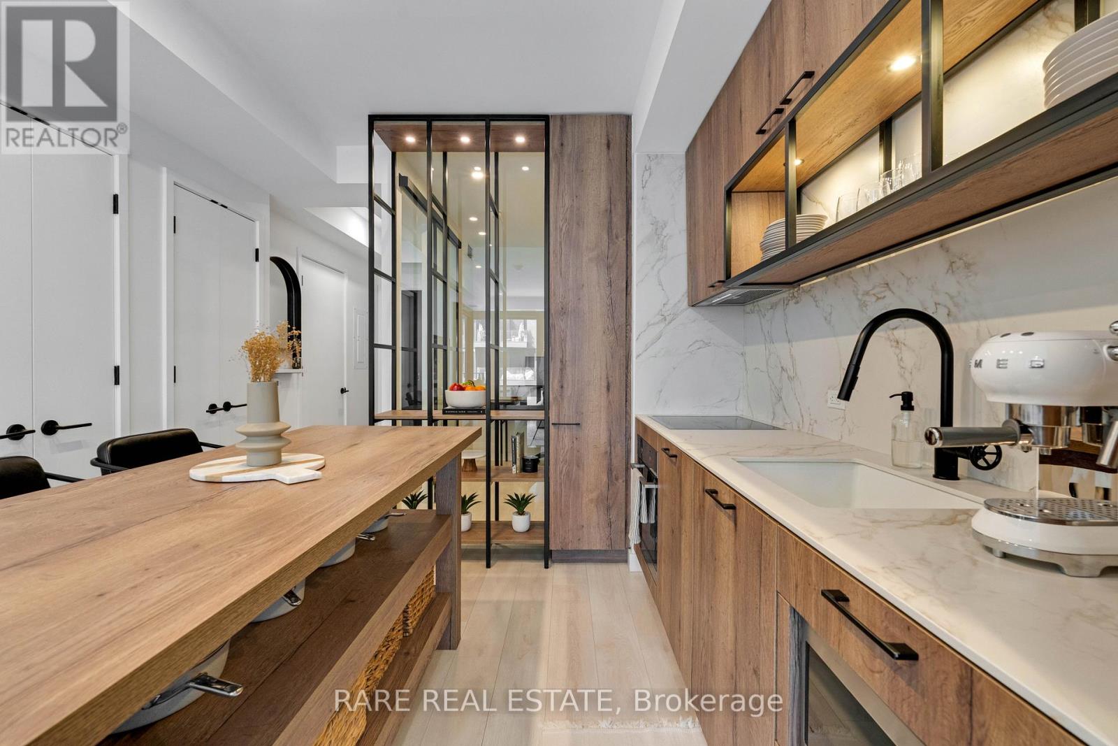 903 - 505 Richmond Street W, Toronto, Ontario  M5V 0P4 - Photo 2 - C12799898