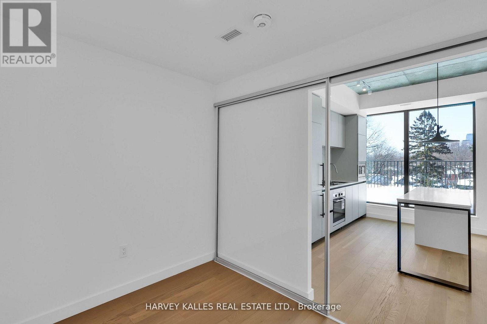 610 - 1720 Bayview Avenue, Toronto, Ontario  M4G 3C4 - Photo 16 - C12799964