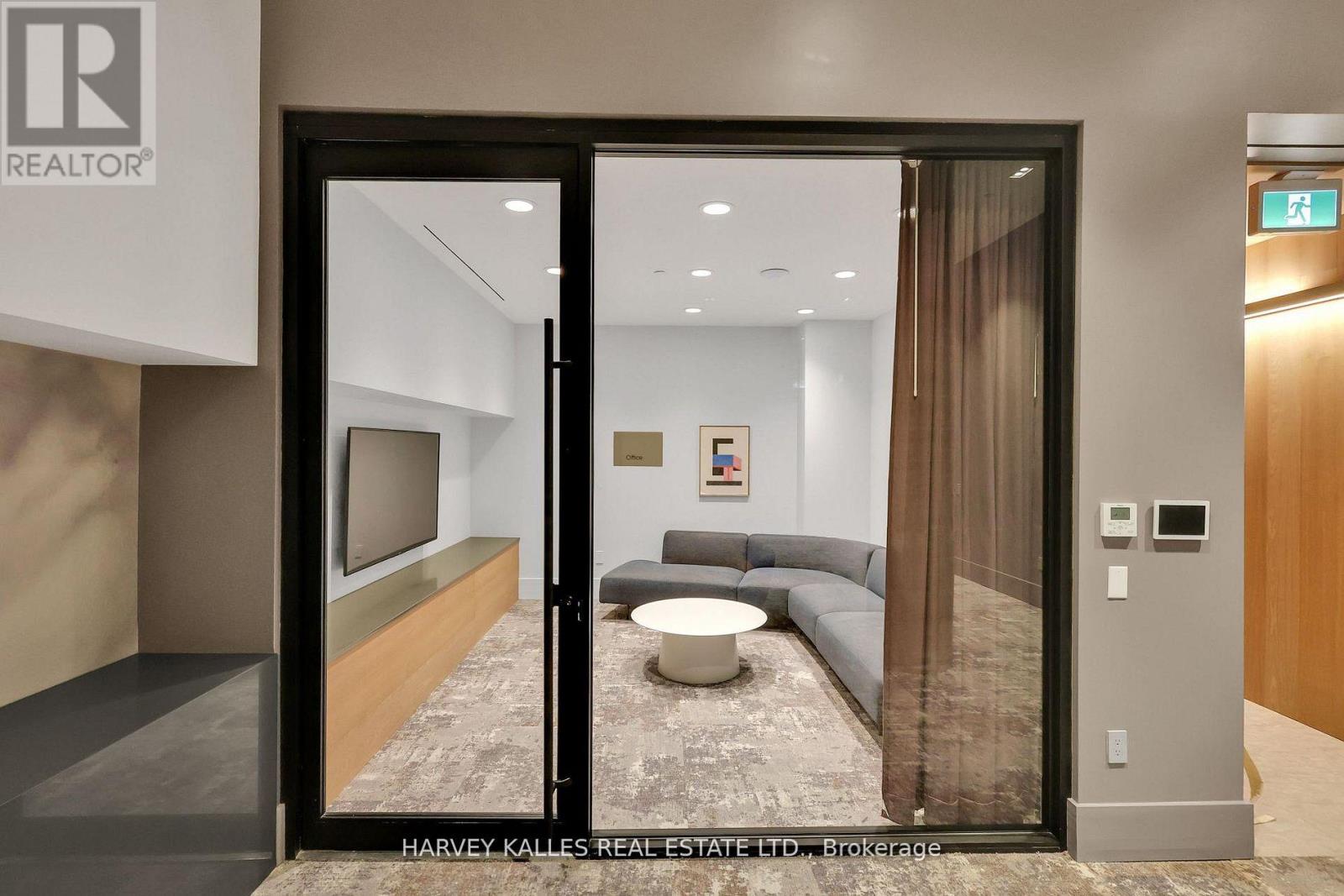 610 - 1720 Bayview Avenue, Toronto, Ontario  M4G 3C4 - Photo 35 - C12799964