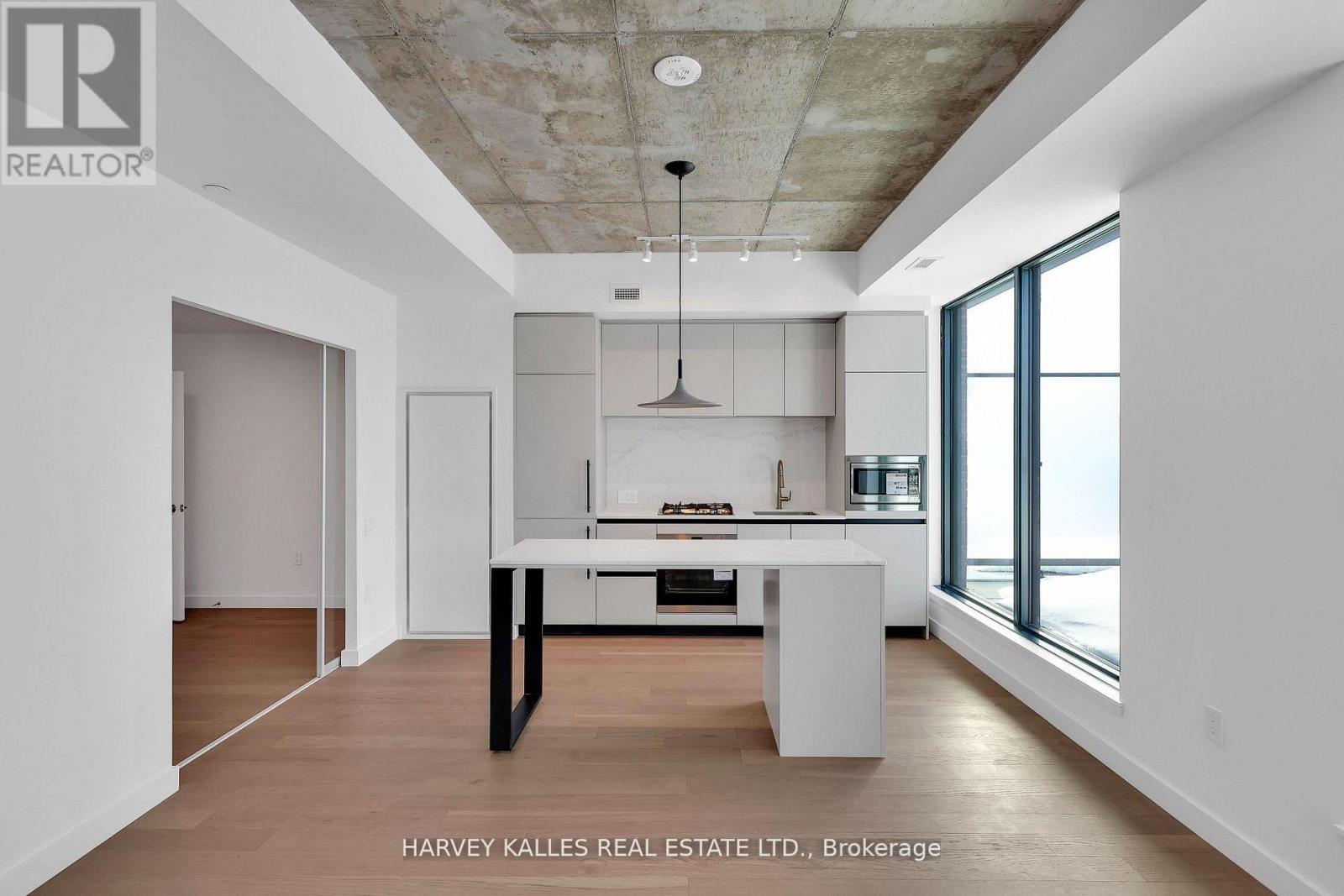 610 - 1720 Bayview Avenue, Toronto, Ontario  M4G 3C4 - Photo 5 - C12799964