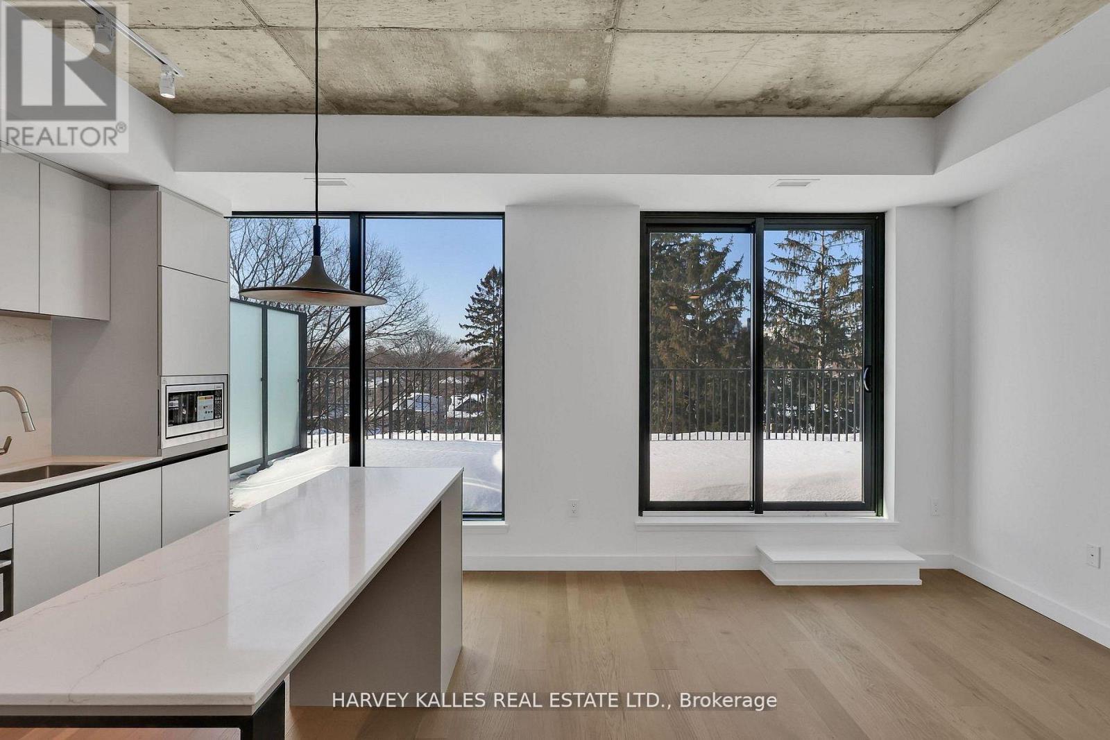 610 - 1720 Bayview Avenue, Toronto, Ontario  M4G 3C4 - Photo 7 - C12799964