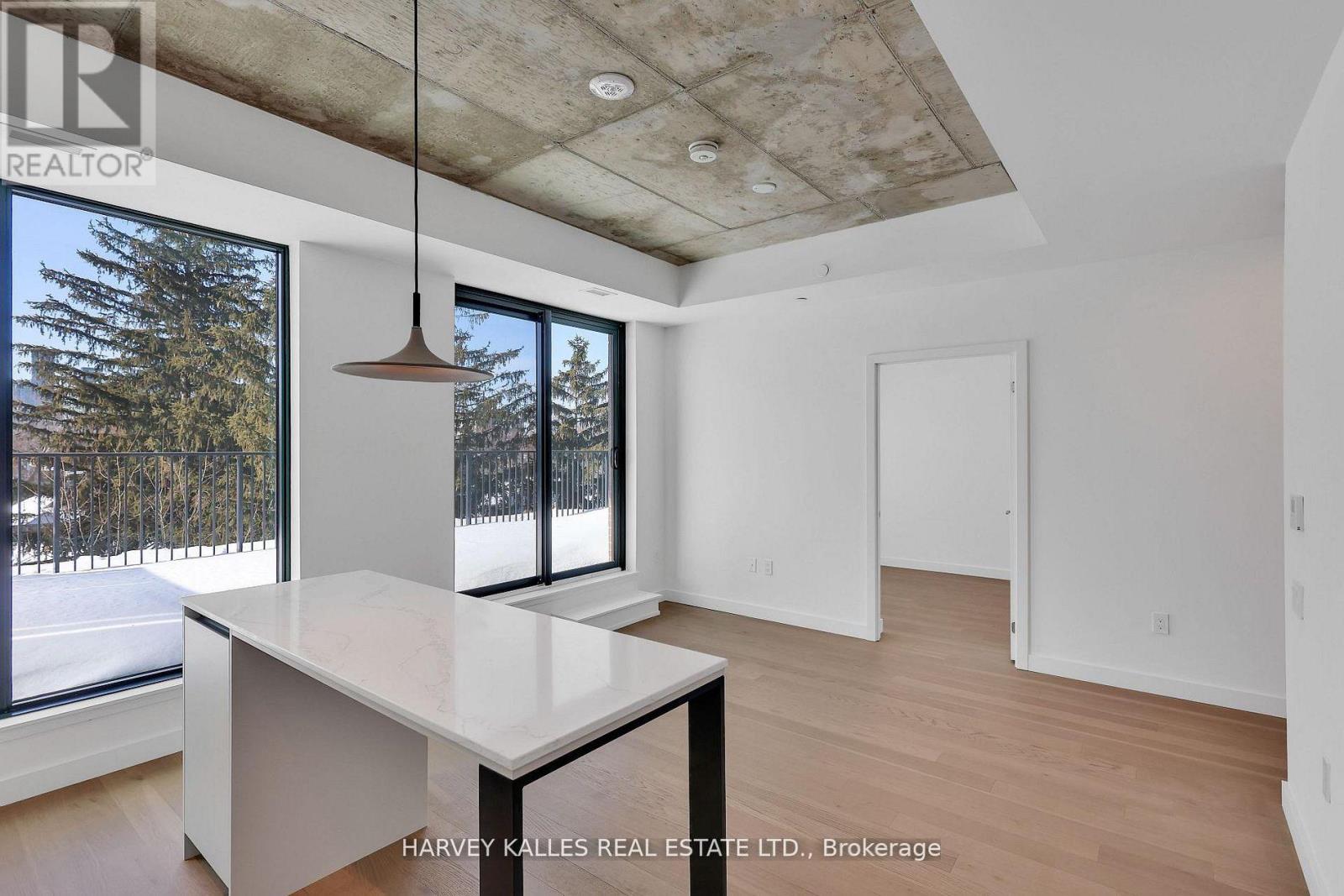 610 - 1720 Bayview Avenue, Toronto, Ontario  M4G 3C4 - Photo 8 - C12799964