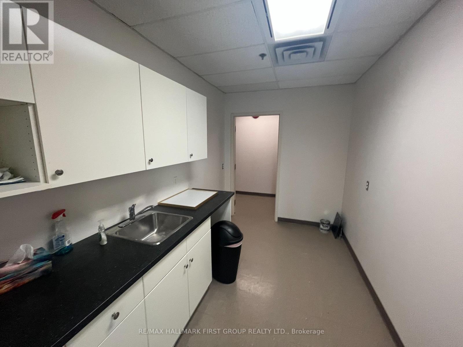 303 - 230 Westney Road S, Ajax (South West), Ontario  L1S 2C9 - Photo 12 - E12799946