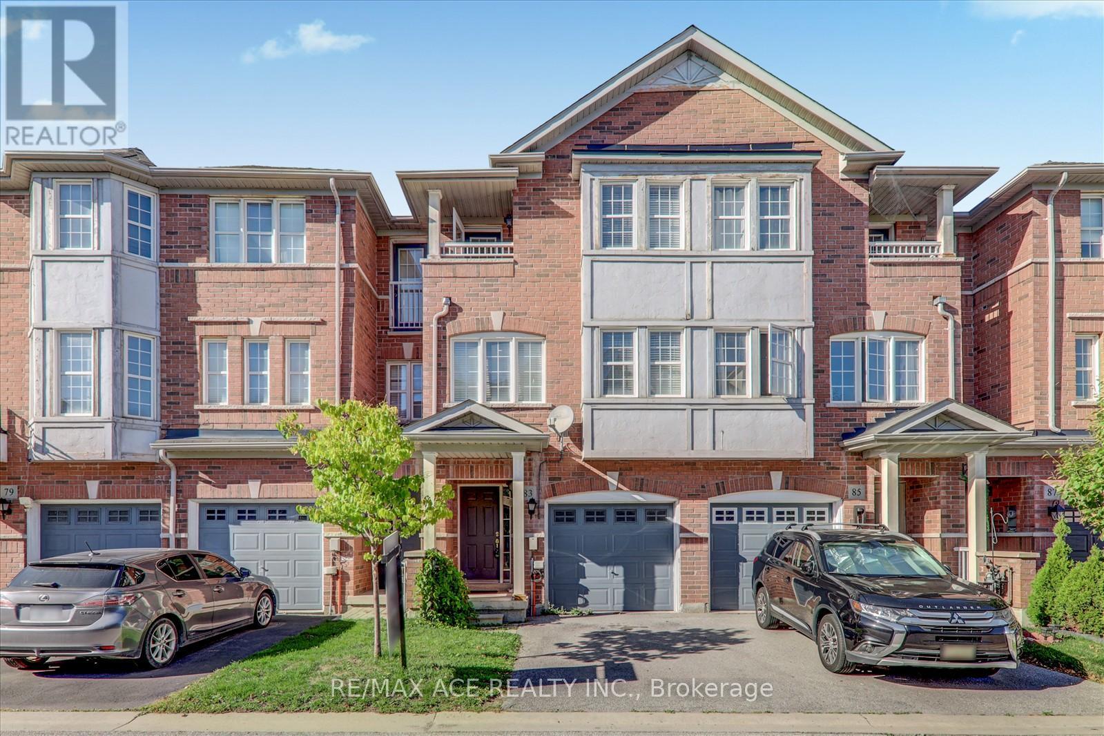 83 HUXTABLE LANE, Toronto, Ontario