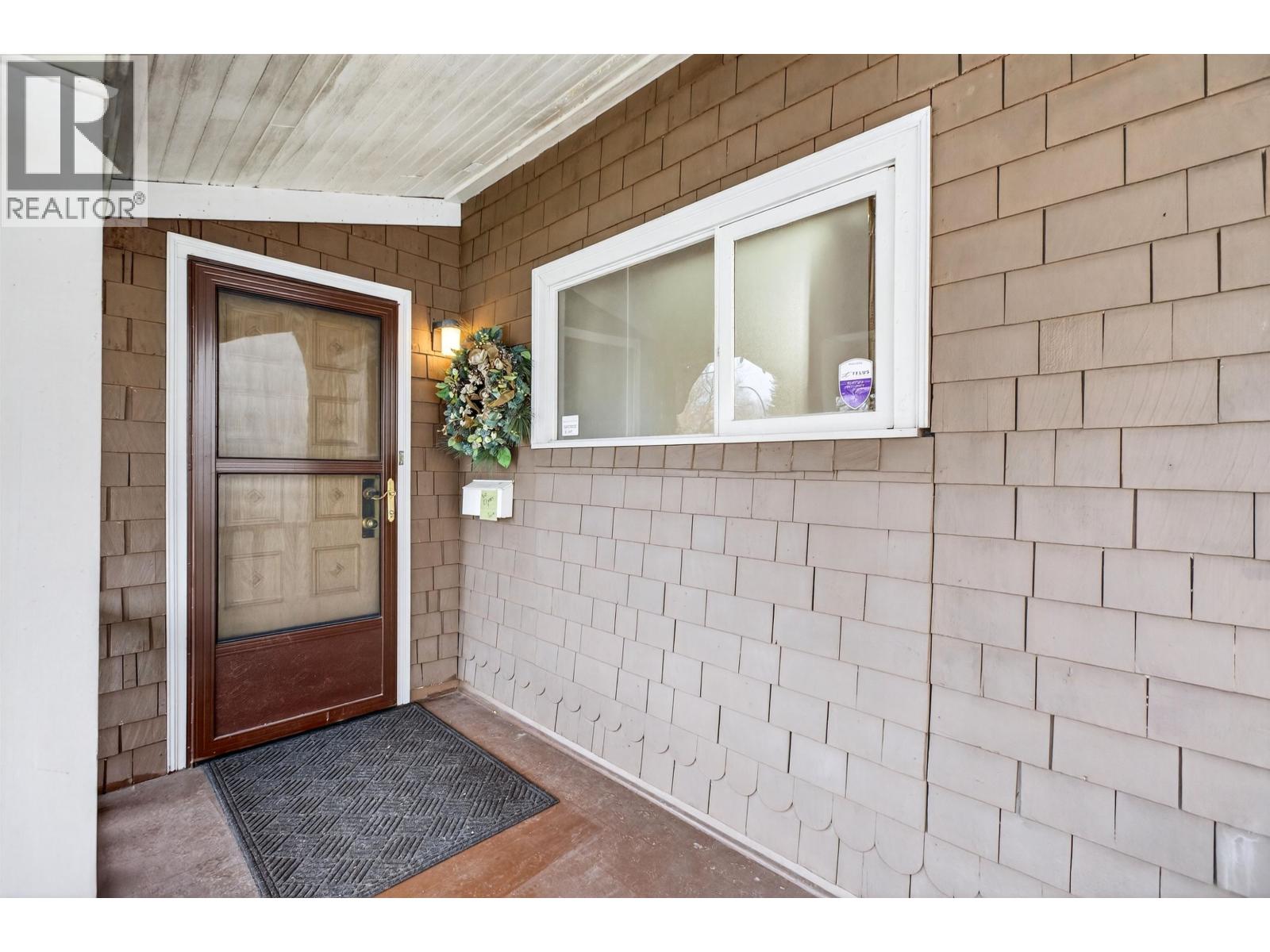 2284 E 45th Avenue, Vancouver, British Columbia  V5P 1N8 - Photo 2 - R3091163