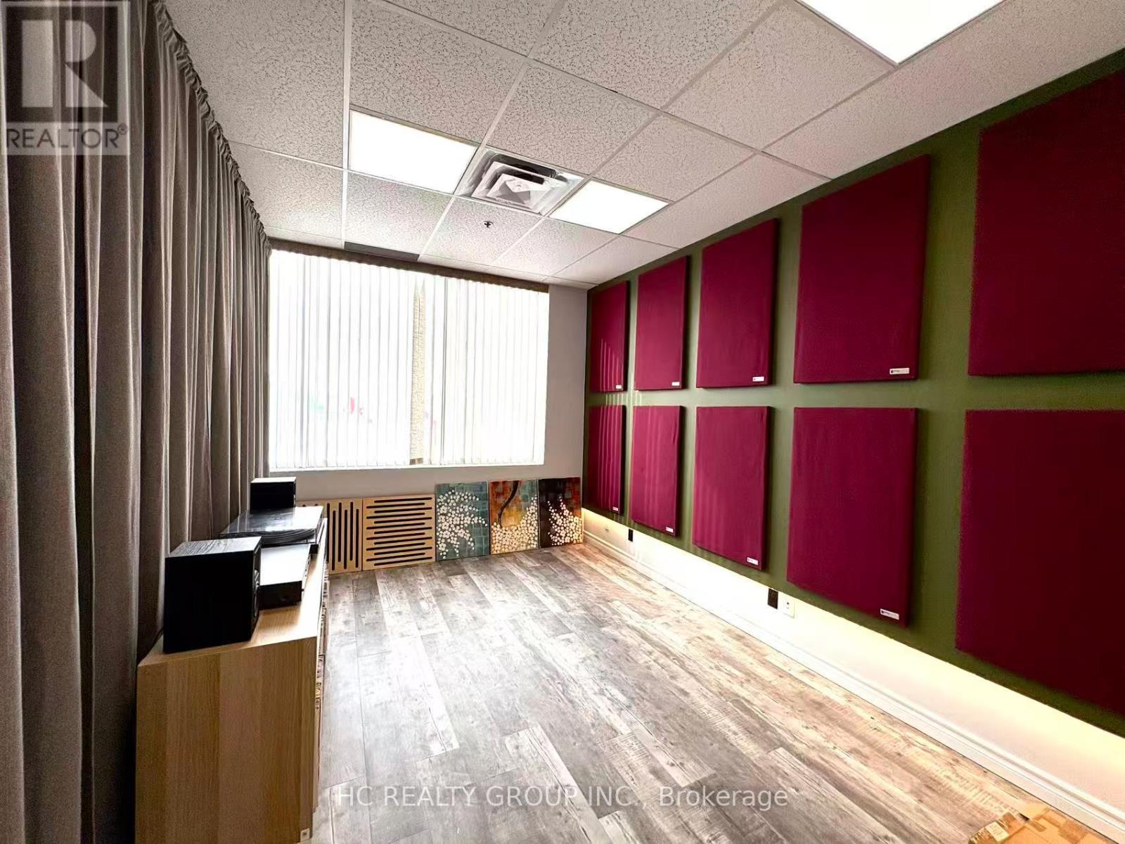 235 Industrial Parkway, Aurora, Ontario  L4G 3V5 - Photo 6 - N12799896