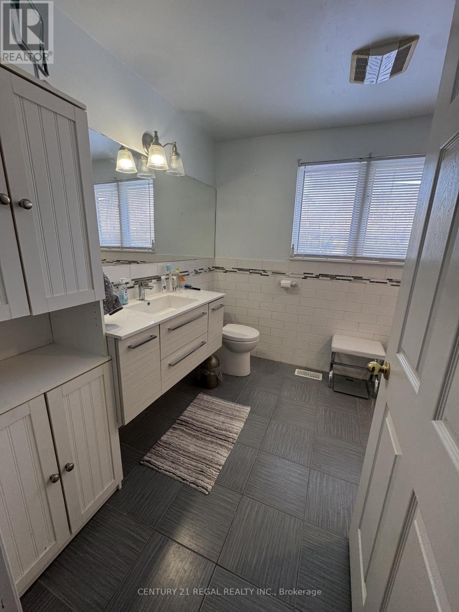 156 39th Street S, Wasaga Beach, Ontario  L9Z 1S3 - Photo 10 - S12799914