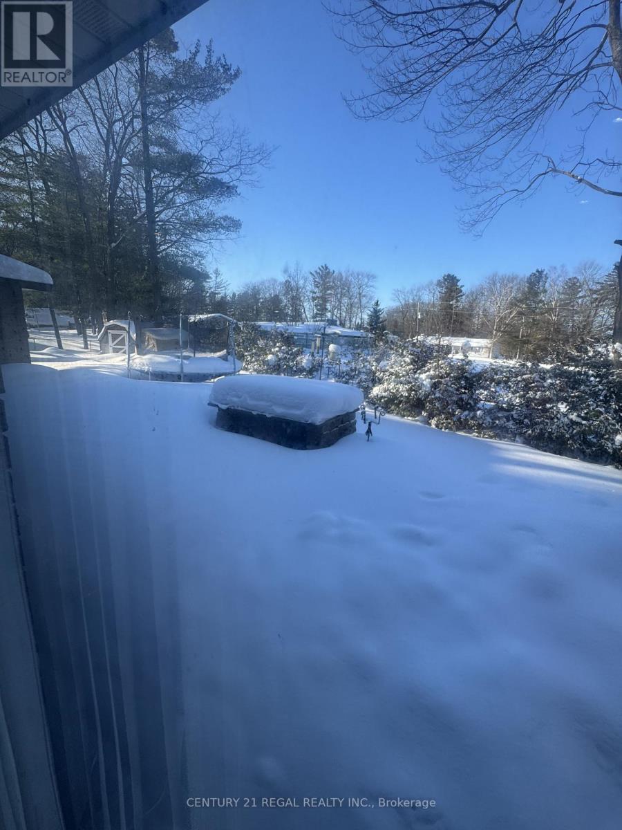 156 39th Street S, Wasaga Beach, Ontario  L9Z 1S3 - Photo 11 - S12799914