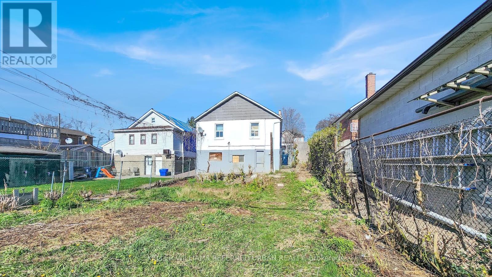 66 Kane Avenue, Toronto, Ontario  M5M 3M7 - Photo 3 - W12799912