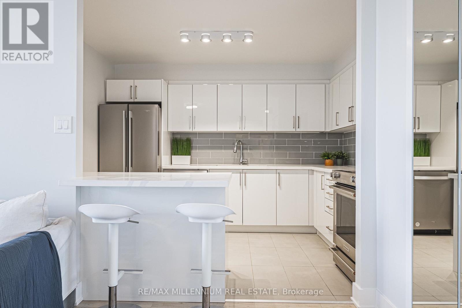 708 - 2160 Lakeshore Road, Burlington, Ontario  L7R 1A1 - Photo 22 - W12799928