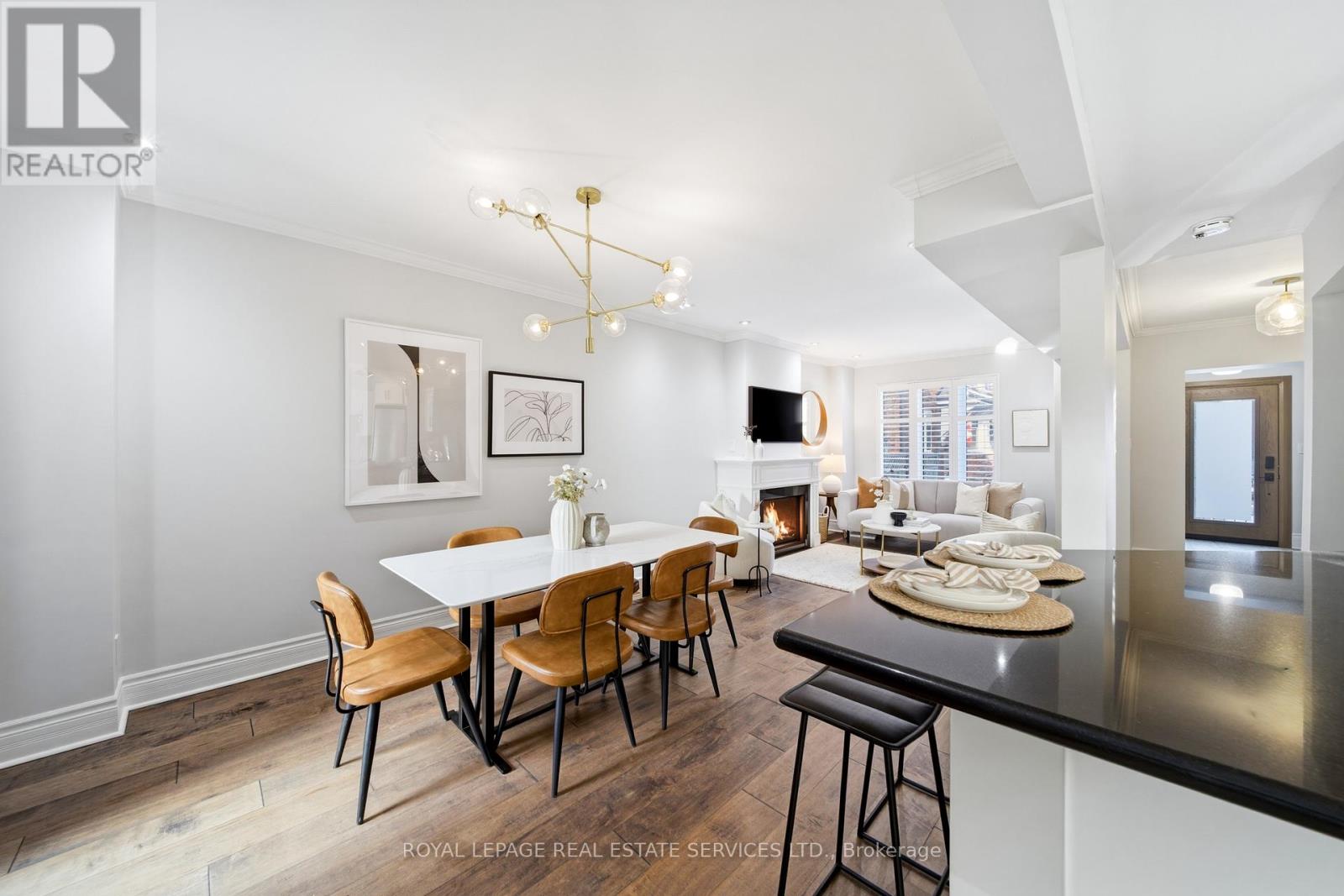 48 Thornhill Avenue, Toronto, Ontario  M6S 4C5 - Photo 18 - W12799948