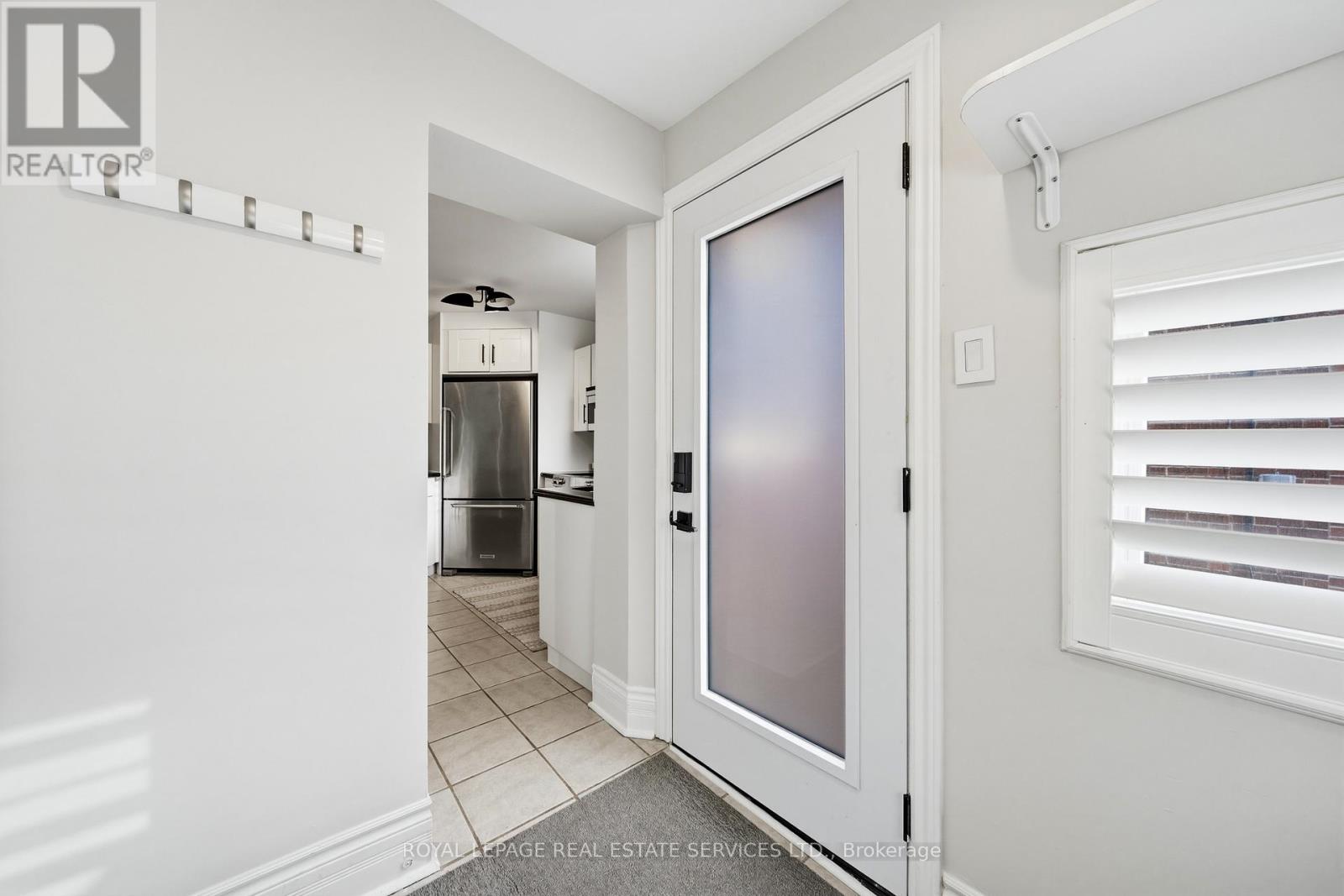 48 Thornhill Avenue, Toronto, Ontario  M6S 4C5 - Photo 22 - W12799948