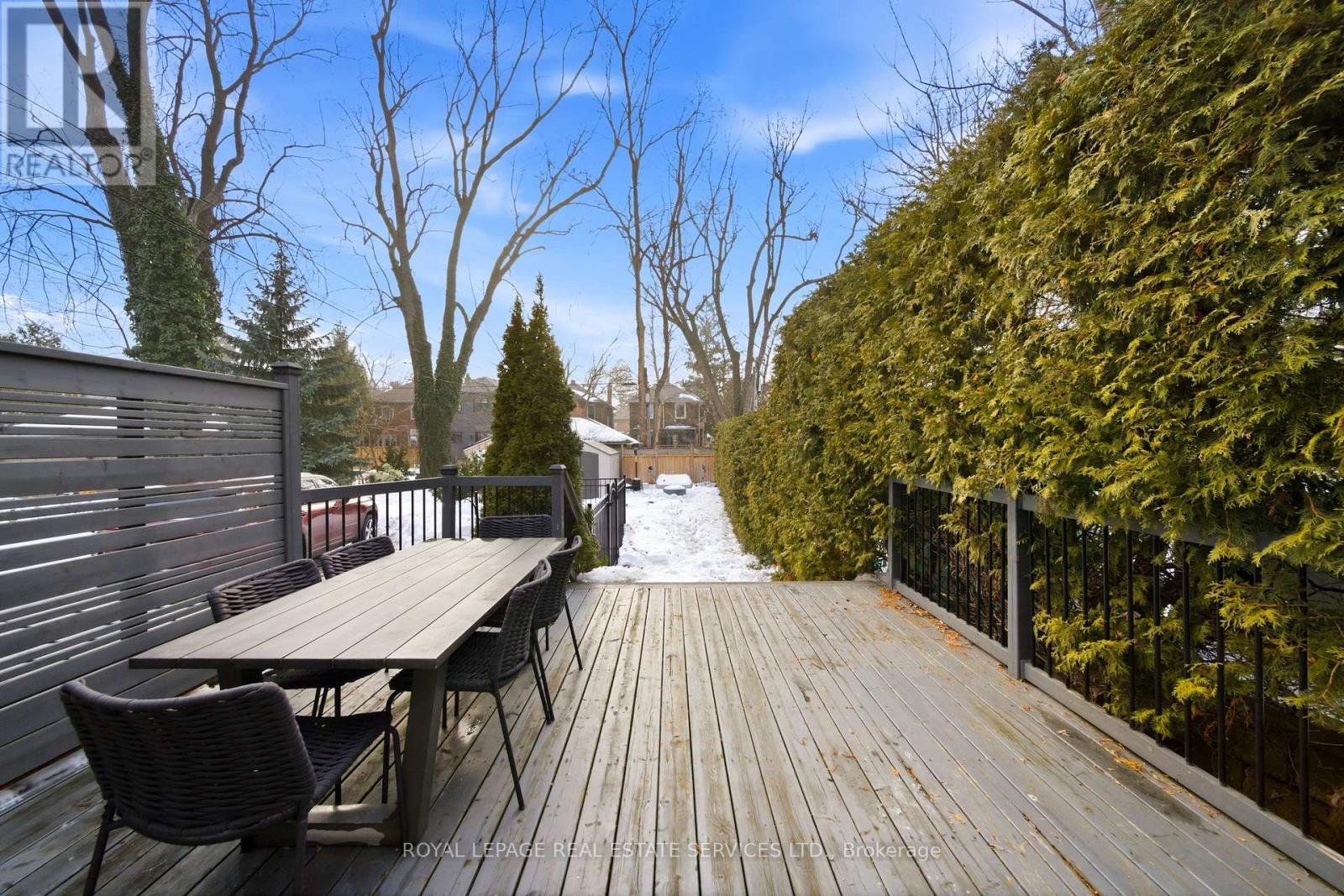 48 Thornhill Avenue, Toronto, Ontario  M6S 4C5 - Photo 43 - W12799948