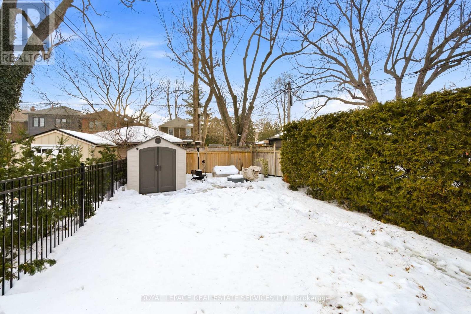 48 Thornhill Avenue, Toronto, Ontario  M6S 4C5 - Photo 45 - W12799948