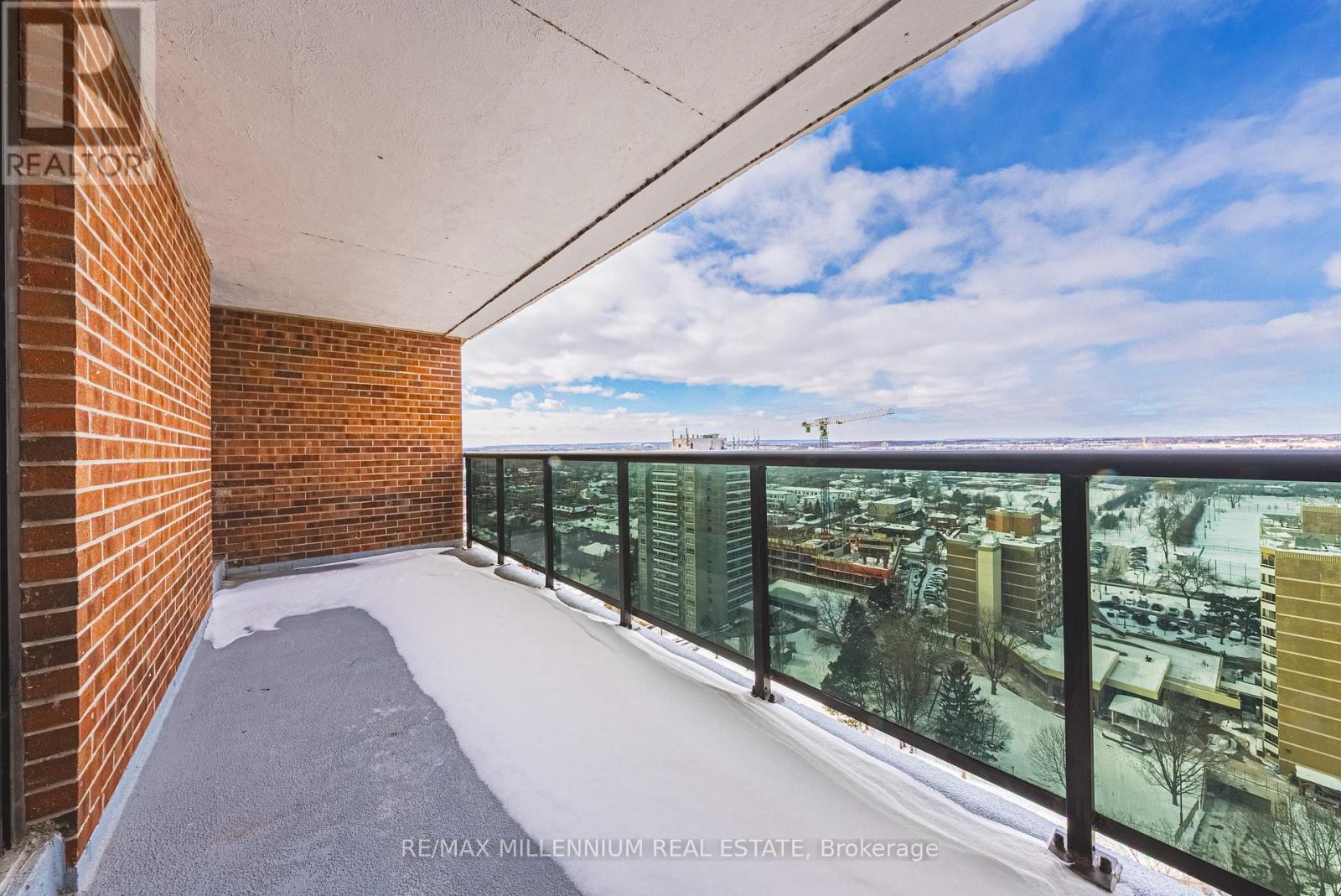 2002 - 2220 Marine Drive, Oakville, Ontario  L6L 5H1 - Photo 13 - W12799952