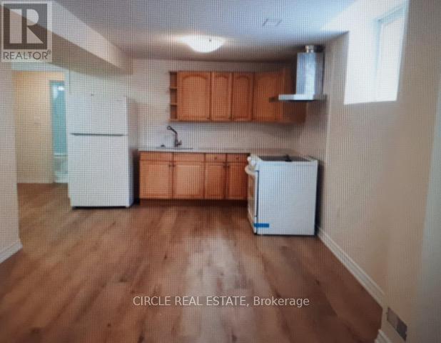 109 Springview Drive, Brampton, Ontario  L6X 4L1 - Photo 10 - W12799954