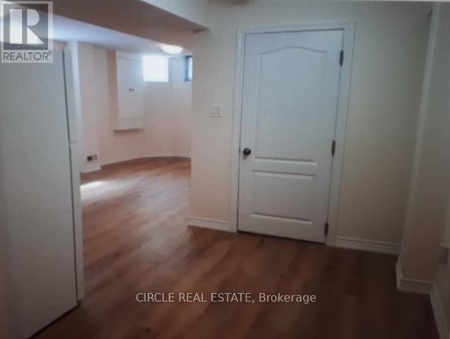 109 Springview Drive, Brampton, Ontario  L6X 4L1 - Photo 4 - W12799954