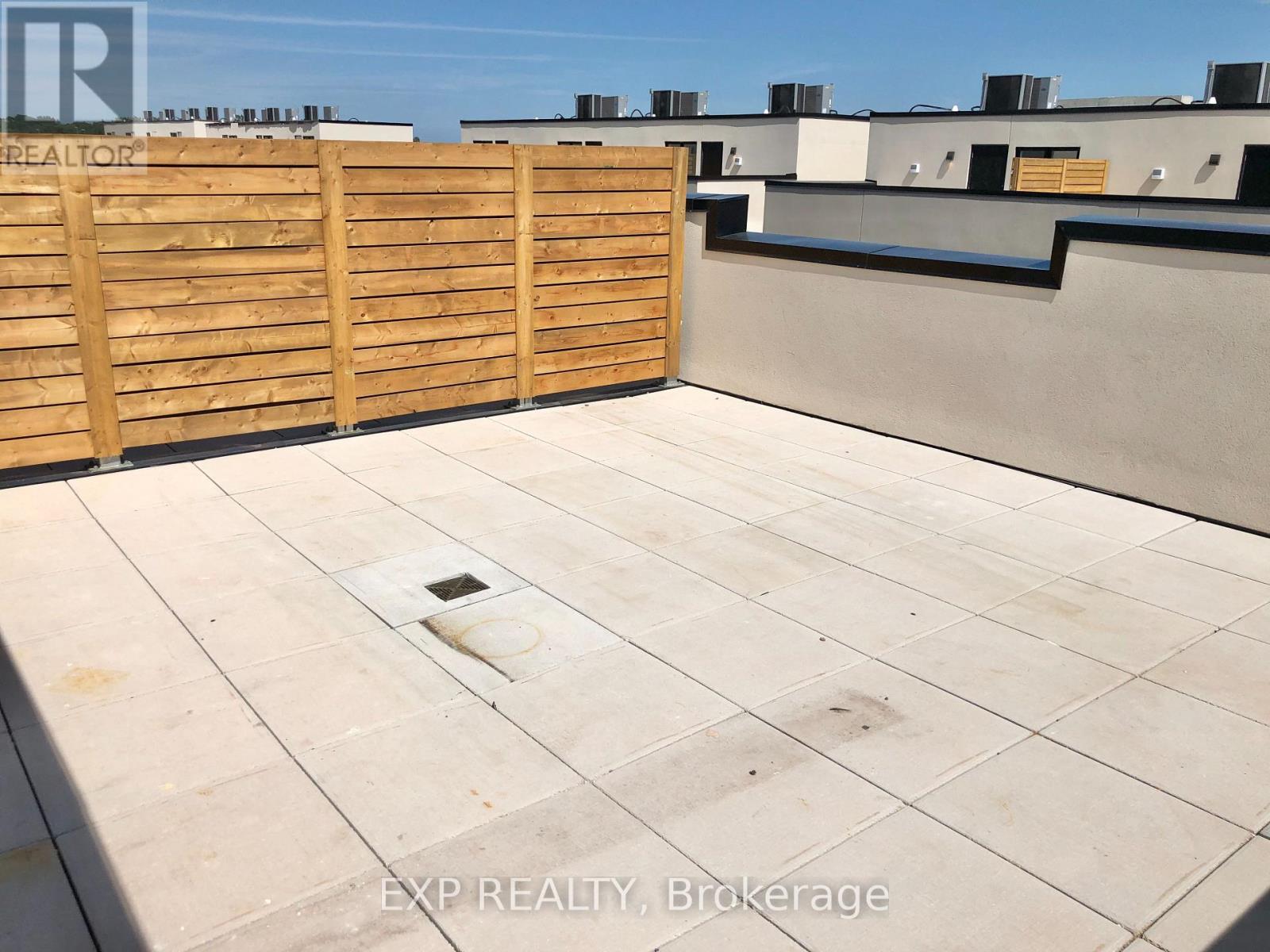 103 - 1135 Cooke Boulevard, Burlington, Ontario  L7T 0C3 - Photo 27 - W12799956