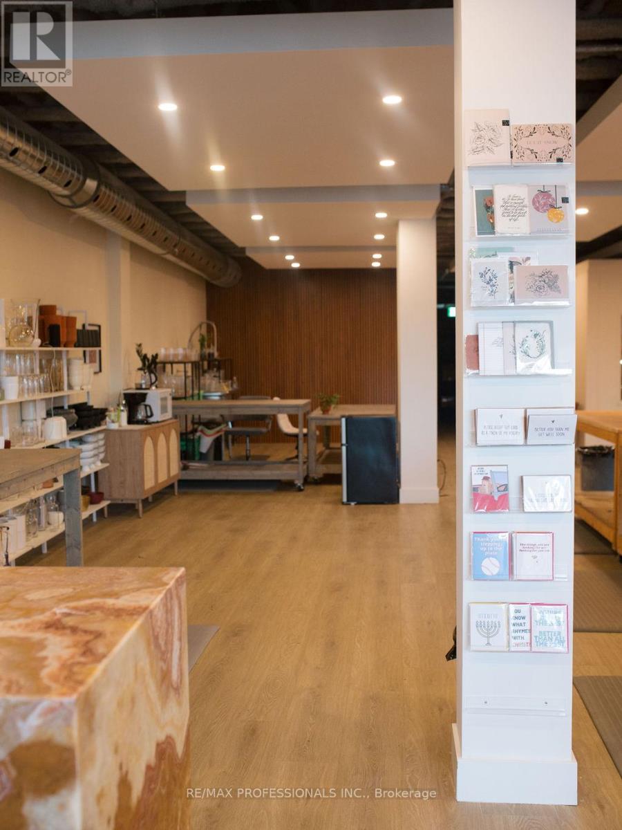 1 - 3261 Dundas Street W, Toronto, Ontario  M6P 2A3 - Photo 5 - W12799962