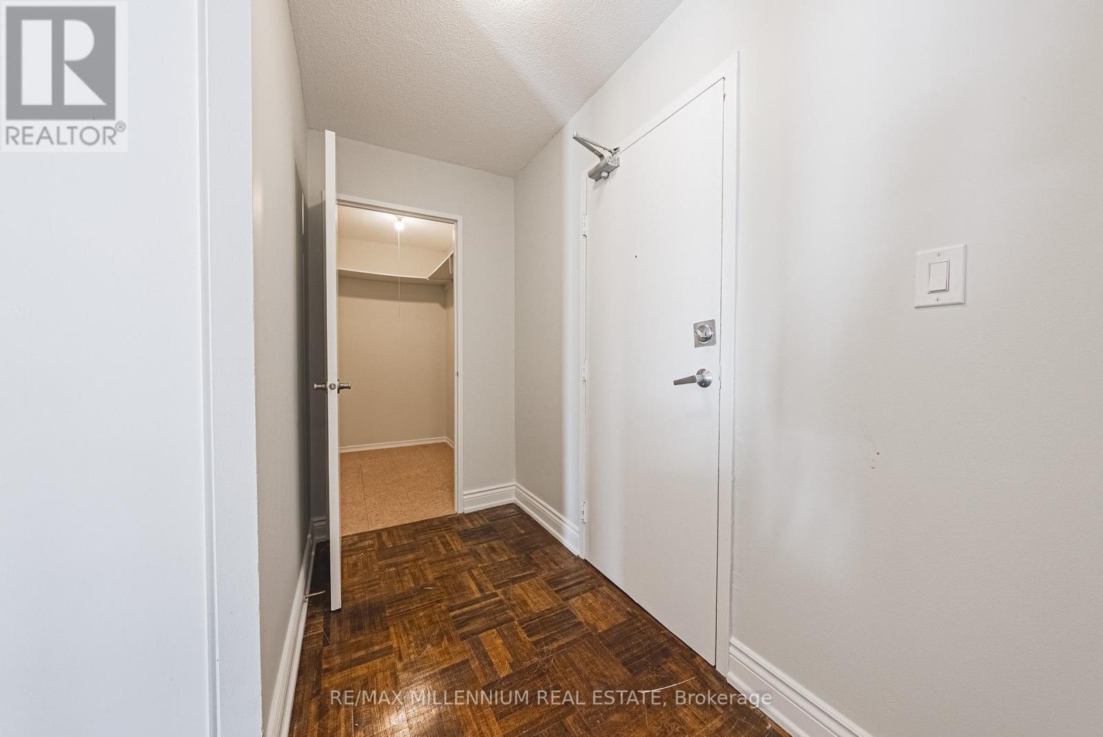 308 - 2220 MARINE DRIVE, Oakville, Ontario