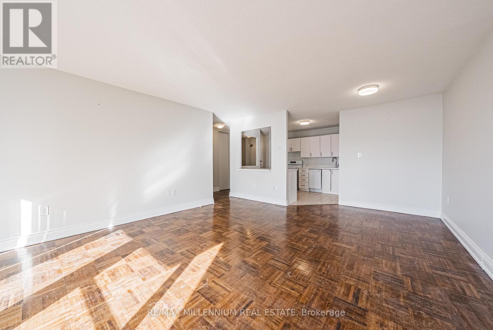 308 - 2220 Marine Drive, Oakville, Ontario  L6L 5H1 - Photo 10 - W12799968