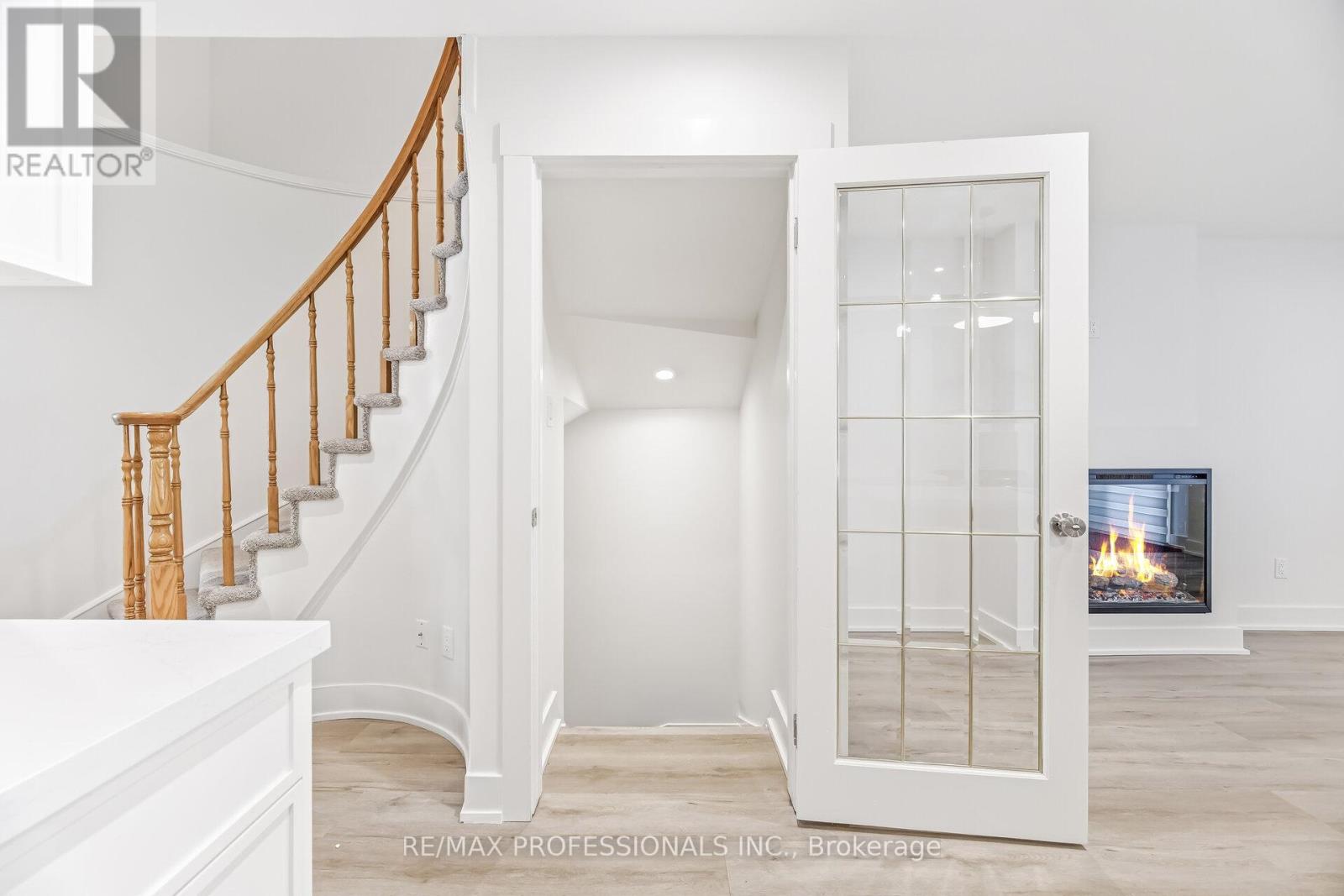 7 - 3115 New Street, Burlington, Ontario  L7N 3T4 - Photo 32 - W12799996