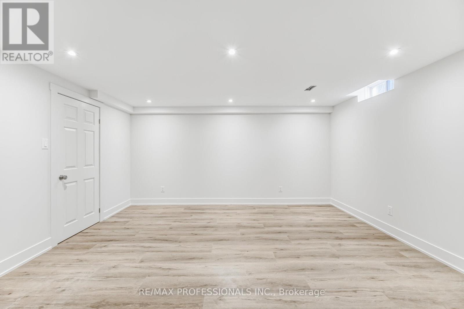 7 - 3115 New Street, Burlington, Ontario  L7N 3T4 - Photo 34 - W12799996